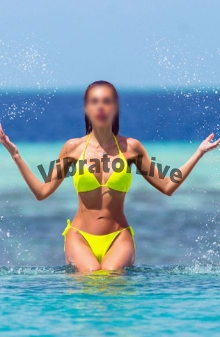 מיידי, שדיים טבעיים נותן התענוג.